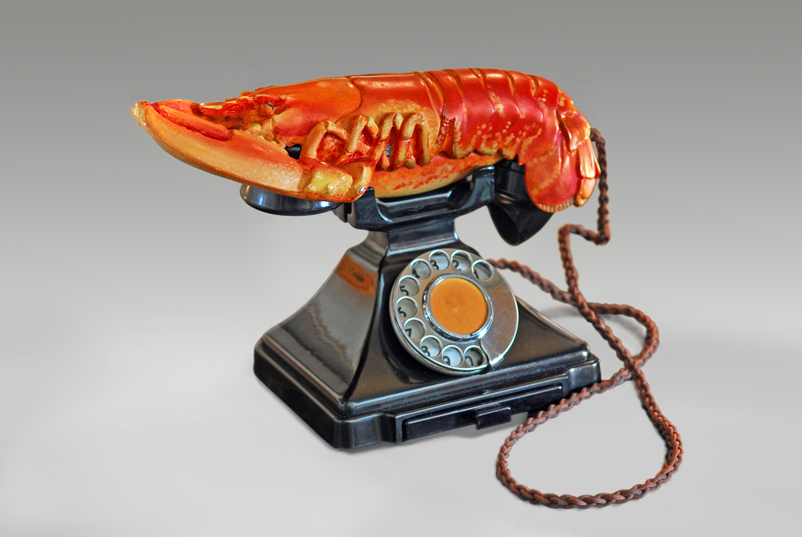 Salvador Dalí, Lobster Telephone, 1938
