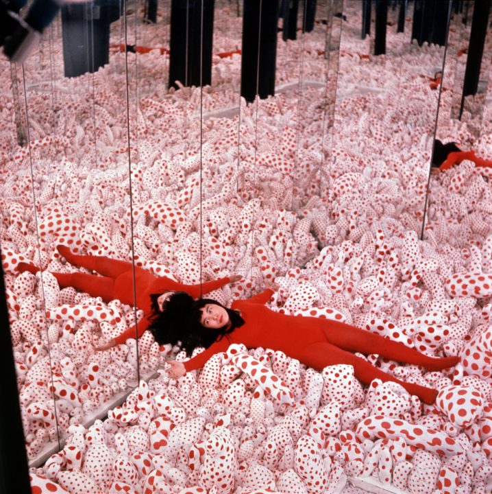 Yayoi Kusama Installation view of Infinity Mirror Room—Phalli’s Field, 1965, in Floor Show, Castellane Gallery, New York, 1965 Stuffed cotton, board, and mirrors Courtesy of Ota Fine Arts; Victoria Miro; David Zwirner © YAYOI KUSAMA