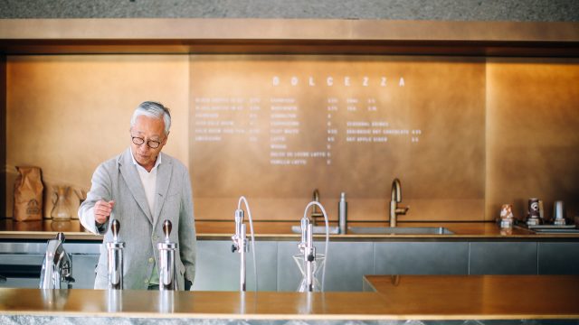 Hiroshi Sugimoto with Dolcezza Coffee and Gelato at Hirshhorn in the lobby of the Hirshhorn Museum and Sculpture Garden. Artist: Hiroshi Sugimoto; Architect: NMRL/Tomoyuki Sakakida. Photo: Farrah Skeiky.