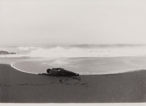 Koji Enokura, Symptom—Sea, Body (P.W.- No. 40), 1972 Gelatin silver print © Michiyo Enokura Courtesy: Alison Bradley Projects, New York, and Tokyo Publishing House, Tokyo