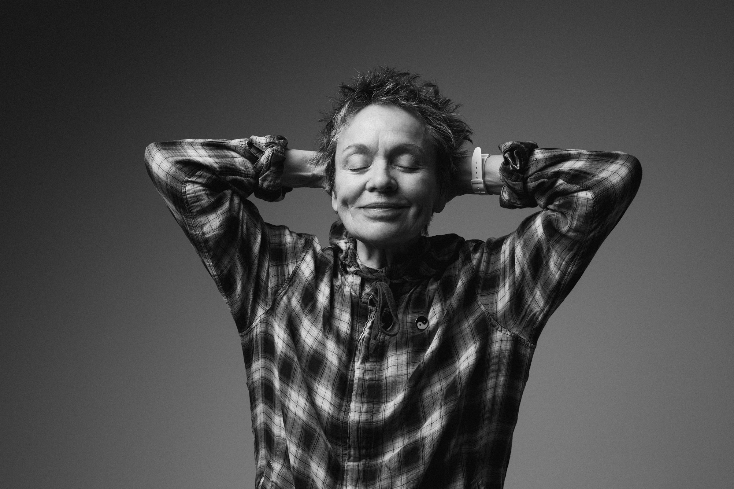 Portrait of Laurie Anderson. Photo by Ebru Yildiz