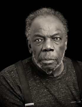 Portrait of artist Sam Gilliam